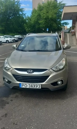 Hyundai ix35 cena 31000 przebieg: 245000, rok produkcji 2011 z Poznań małe 106